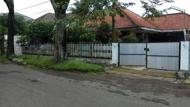 Kesempatan Eksklusif, rumah Mewah di Gatot Subroto, Bandung, LB 230m²