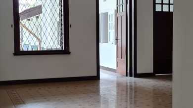 Penawaran Langka, rumah Mewah di Riau, Bandung, LB 550m²