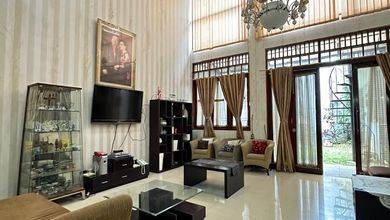 Rumah Eksklusif LT 246 m2, di Pasteur, Bandung