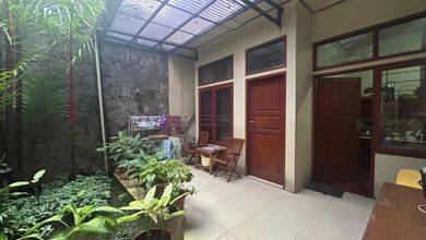 Jual Rumah Eksklusif Luas 250 m2 Area Sayap Dago, Bandung
