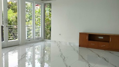 Hunian Mewah di Dago Pakar, Bandung, 3 KT, LT 512m²
