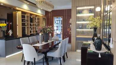 Jual Rumah Megah Luas 495 m2 Kawasan Kota Baru Parahyangan, Bandung