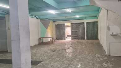 Ruko 4 Lantai Mainroad Sudirman Dekat Dengan Pusat Perbelanjaan