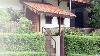 Jual Segera Rumah Mewah area Terogong, Jakarta Selatan, Luas 1057 m2