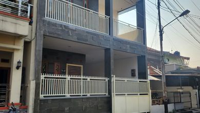 Rumah Dijual di Kiaracondong, Bandung, LB 245m², Harga Kompetitif!