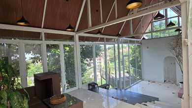 Rumah Unfurnished Daerah Strategis di Ciumbuleuit