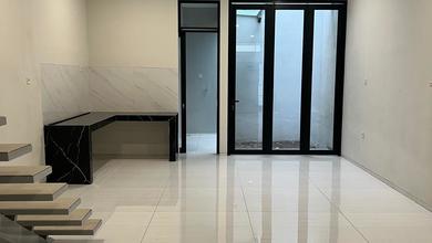 Jual Rumah Cantik Luas 107 m2 area Regol, Bandung