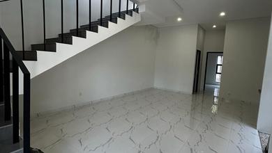 Rumah Premium di Turangga, Bandung, Luas 180 m2