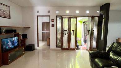 For Sale rumah Eksklusif di Setra Duta, Bandung - LT 239m²