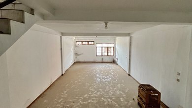 Ruko 3 Lantai di Pasar Induk Caringin, Bandung