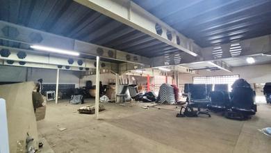 Gudang Dan Rumah di Daerah Holis, Sumbersari, Caringin, Bandung