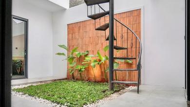 Rumah Modern Luas 133 Jual di Arcamanik, Bandung