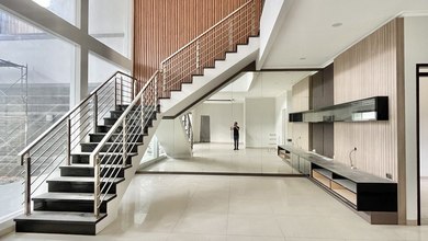 For Sale rumah Mewah di Batununggal, Bandung - LT 350m²