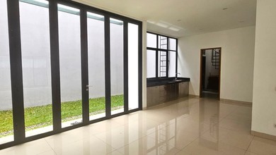 Rumah Sewa Nyaman Lokasi Bandung Barat, Bandung, LB 250m²
