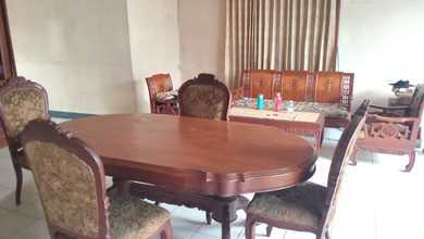 Hunian Elite di Kawasan Regol, Bandung, LB 180m², Harga 3,2 Miliar