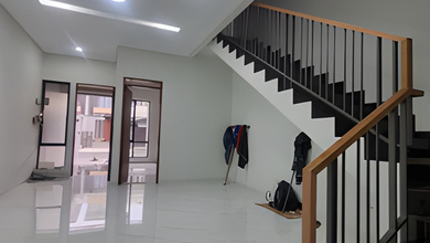 Rumah Mewah di Kawasan Mekar Wangi, Bandung, LB 160m², Harga 2,99 Miliar