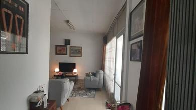 Hunian Mewah di Hegarmanah, Bandung, 4 KT, LT 420m²