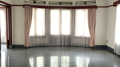 Rumah Prestisius di Kawasan Riau, Bandung, LB 600m², Harga 30 Miliar