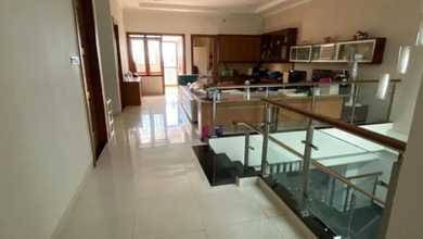 For Sale rumah Mewah di Cicendo, Bandung - LT 285m²