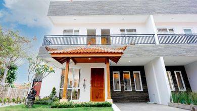 Villa Minimalis dalam kompleks di Nusa Dua