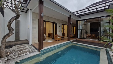 Villa fully furnished with pool di Kerobokan, Badung