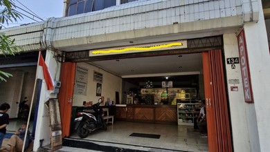 Ruko 3 Lantai di Raya Dharmawangsa Surabaya