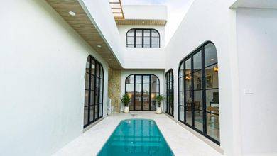 Jual Rumah Cantik LT 150 m2 area Ungasan, Badung