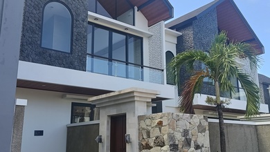 Vila Modern SHM 2 Lantai Dekat Pantai Dreamland Land Pecatu