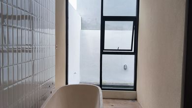 Vila Modern Siap Huni Shm 2 Lantai Di Nusa Dua 