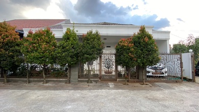 Rumah Siap Pakai di Area Buah Batu, Bandung, LT 212m²