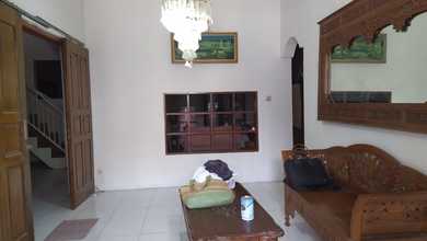 Hunian Elegan di Arcamanik, Bandung, 6 KT, LT 216m²