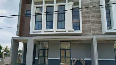 Jual Rumah Strategis di Pondok Hijau, Bandung - LT 137m²