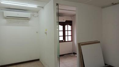 Ruang Usaha  2 Lantai Luas, Strategis, dan Siap Pakai di Jl. Veteran Bandung