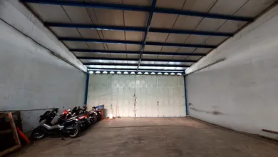 Gudang dan Kantor Prime Location di Jl. Raya Kopo Dekat Akses Tol