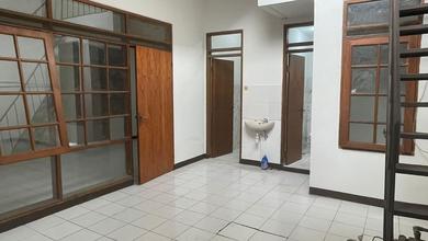 Rumah Sewa Murah Lokasi Kopo, Bandung, LB 130m²
