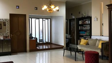 For Sale rumah Mewah di Batununggal, Bandung - LT 300m²