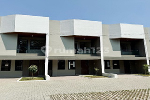 Rumah Dijual di Ciwastra, Bandung, LB 84m², Harga Kompetitif!