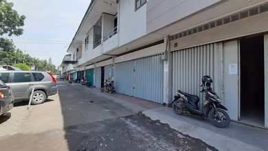 Ruko 2 lantai 1Man di Jalan Peta dekat Tegalega
