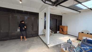 Jual Rumah Bagus Luas 142 m2 di BKR, Bandung