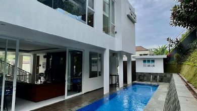Kesempatan Eksklusif, rumah Mewah di Dago Pakar, Bandung, LB 300m²