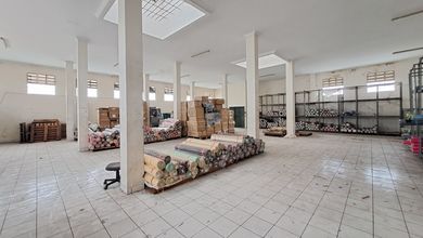 Gudang 2 Lantai Sayap Sudirman Hitung Tanah Dekat Tol Pasirkoja