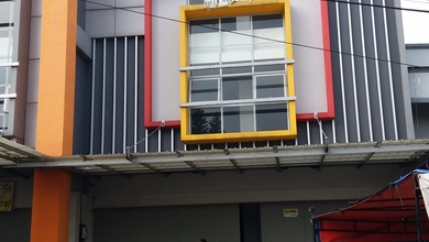 Ruko/ruang Usaha Mainroad Ahmad Yani Cocok Untuk Klinik, Kantor, Gym, Toko