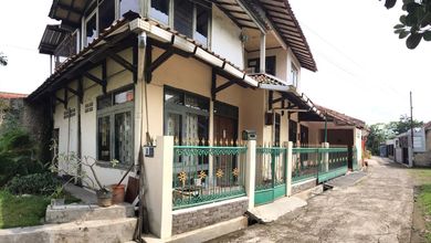 Rumah Dijual di Kopo, Bandung, LB 210m², Harga Terbaik!
