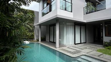Penawaran Langka, rumah Prestisius di Kota Baru Parahyangan, Bandung, LB 300m²