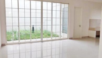 Kesempatan Eksklusif, rumah Prestisius di Buah Batu, Bandung, LB 156m²