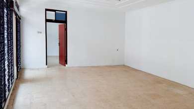 Rumah Mewah Unfurnished Daerah Strategis Daerah Bandung Kota