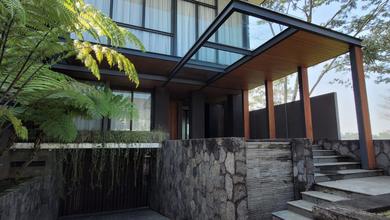 Rumah Area Luxury Kota Baru Parahyangan, Bandung - Harga Menarik 14 Miliar