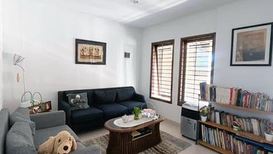 Rumah Dijual di Setra Duta, Bandung, LB 150m², Harga Kompetitif!