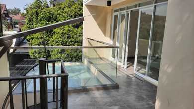 Jual Cepat Rumah Mewah area Geger Kalong, Bandung, LT 172 m2