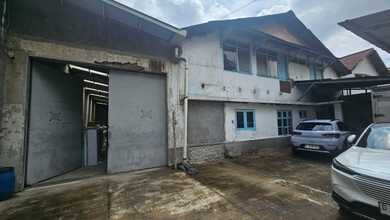 Gudang di Pusat Kota Sayap Pajaran dekat Ke Bandara